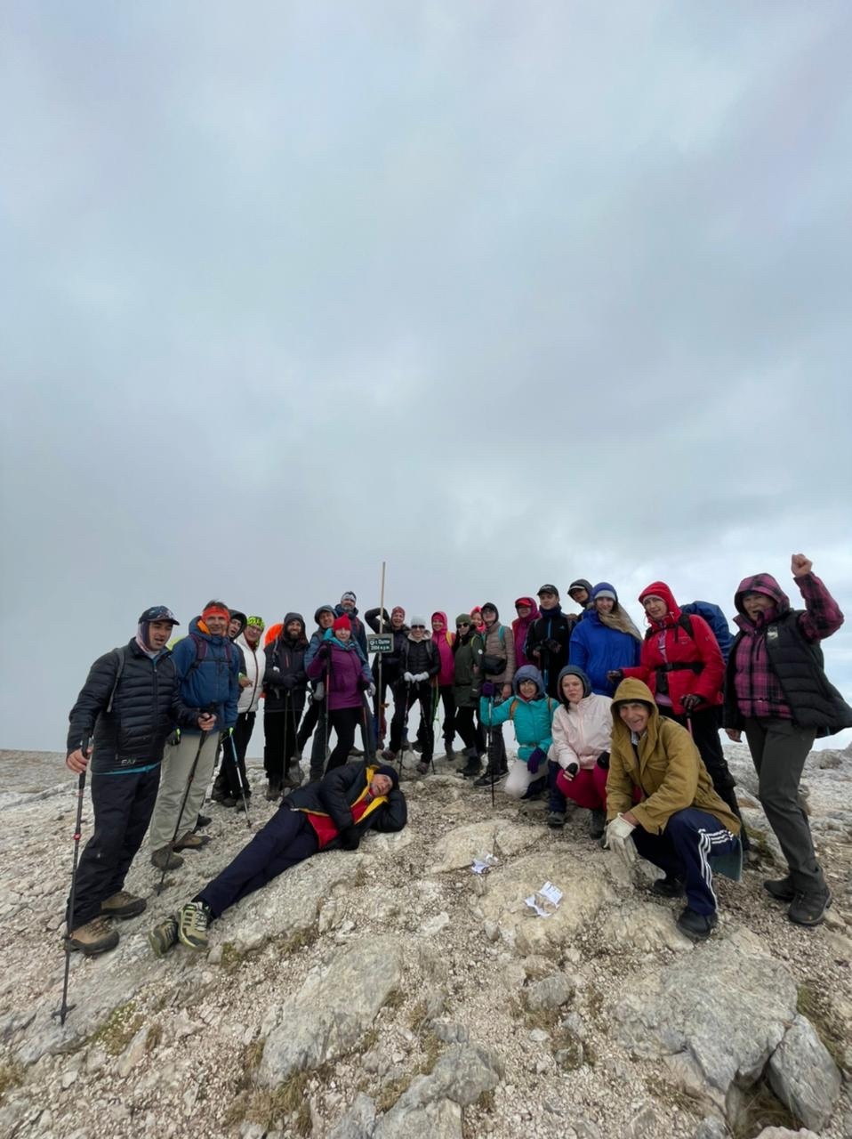 11-12 октября традиционный двухдневный треккинг с восхождением на гору Оштен. 11-12 октября традиционный двухдневный треккинг с восхождением на гору Оштен.