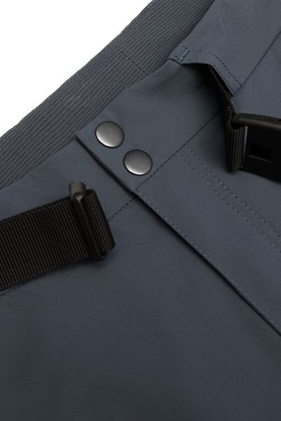 bruki-sally-grey-2025-008 bruki-sally-grey-2025-008