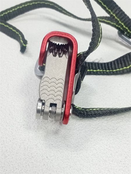  Зажим ножной Guru Glide right в Краснодаре  