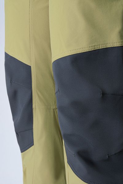 bruki-explorer-sand-graffite-2025-004 bruki-explorer-sand-graffite-2025-004